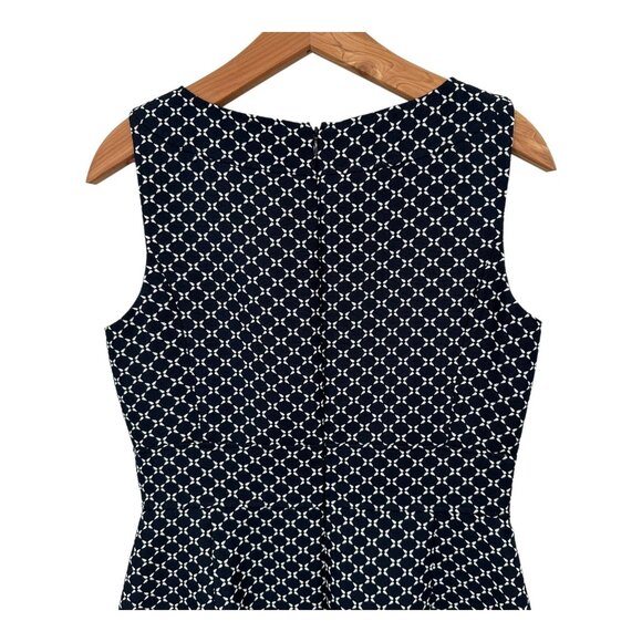 Tahari Arthur S. Levine Sleeveless Sheath Dress Size 8 Navy White Printed Career - Picture 5 of 7